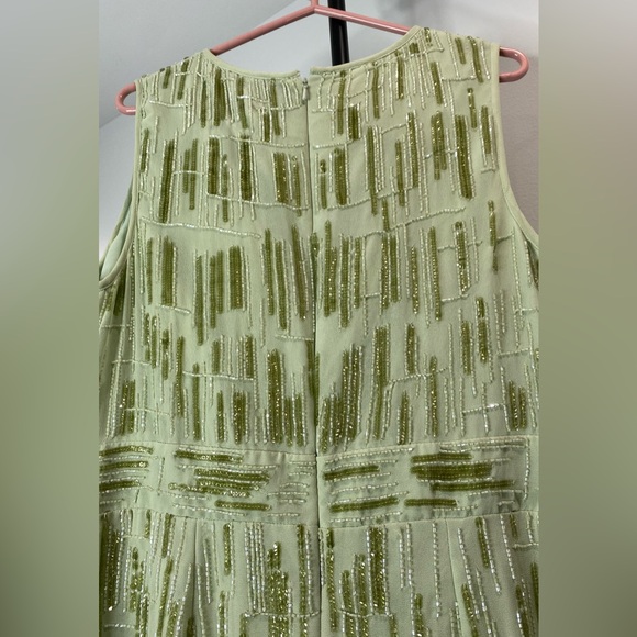 NEW MAC DUGGAL ABSTRACT BEADED SLEEVELESS MIDI SHEATH DRESS - Picture 11 of 12